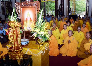 Tang lễ Cố Hòa Thượng Thích Trí Hải: Lễ Yết Tổ Sắc Tứ Tịnh Quang và Thuyết giới Bố Tát