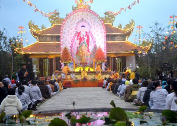 Quảng Trị: BTS GHPGVN huyện Gio Linh long trọng trang nghiêm tổ chức Pháp hội Hoa đăng A-Di- Đà
