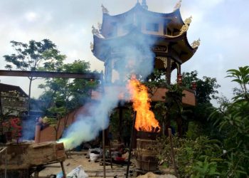 Quảng Trị: Chùa Trúc Kinh tổ chức lễ rót đồng đúc Đại Hồng chung