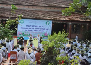 Hải Lăng:  Tổ chức Khoá Tu Một Ngày An Lạc cho Huynh Trưởng Nữ và Đoàn sinh Ngành Thanh Nữ.